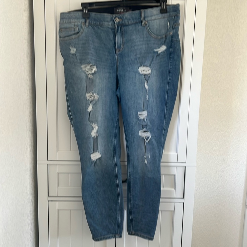 Torrid bombshell skinny jeans
